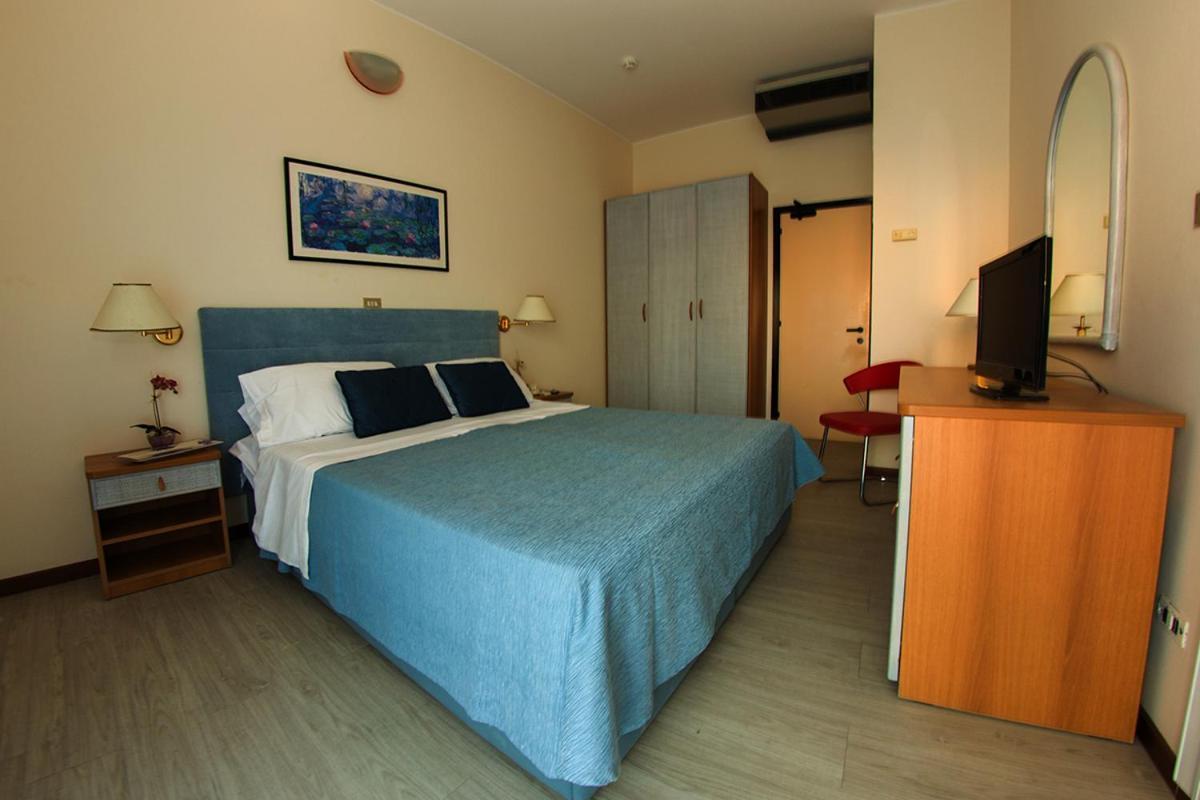 Comfort Double or Twin Room